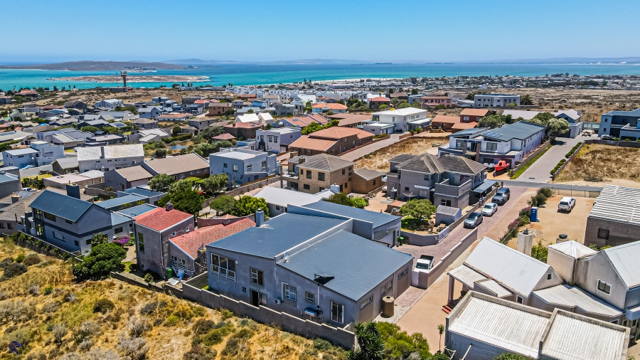 5 Bedroom Property for Sale in Myburgh Park Western Cape